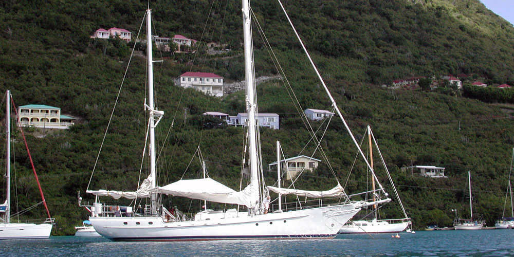 Liveaboard sail training aboard SAMANA, photo 2 of 7